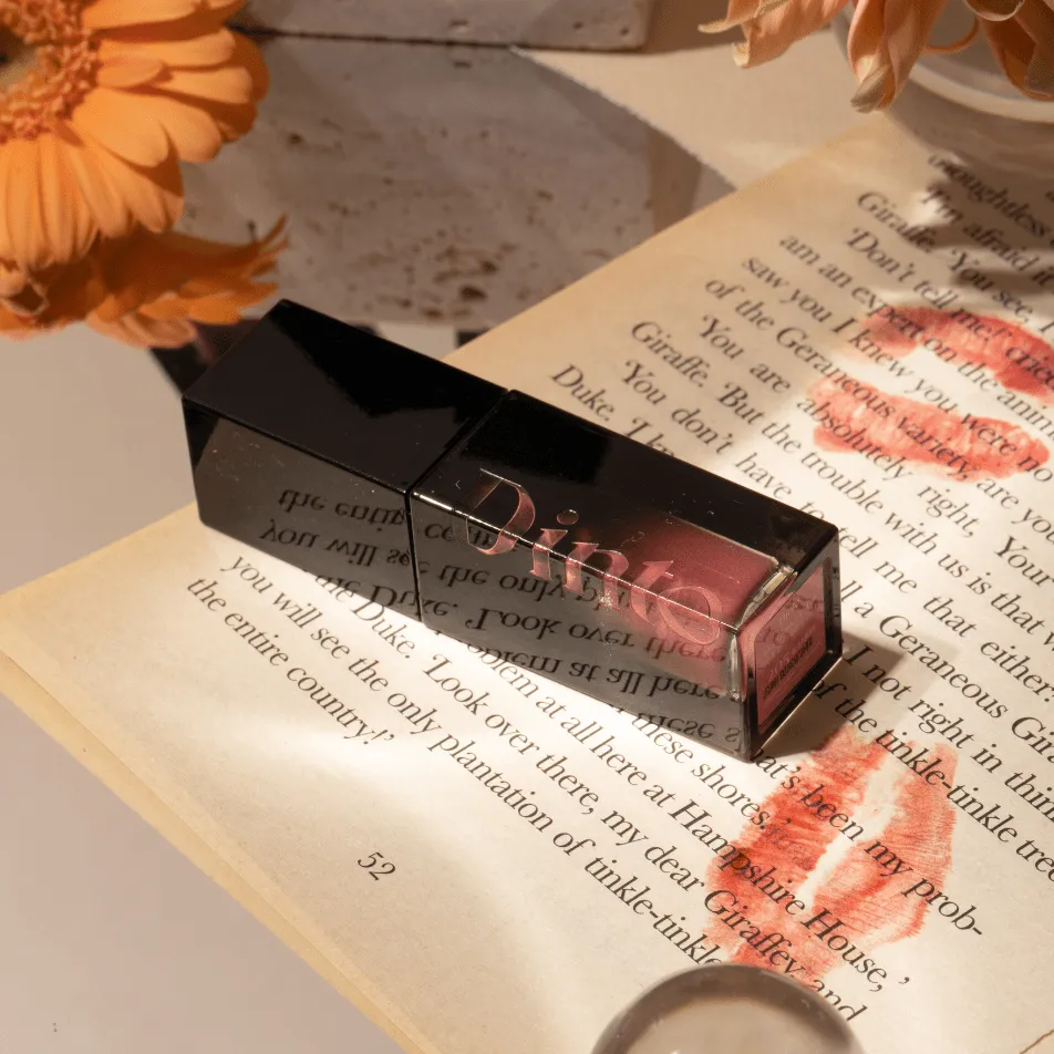 Blur-Glowy Lip Tint