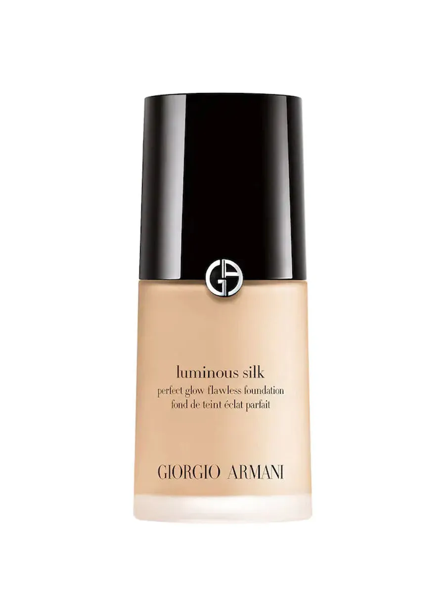 G Ar-mani Weightless Matte Foundation SPF 25 30ml 3