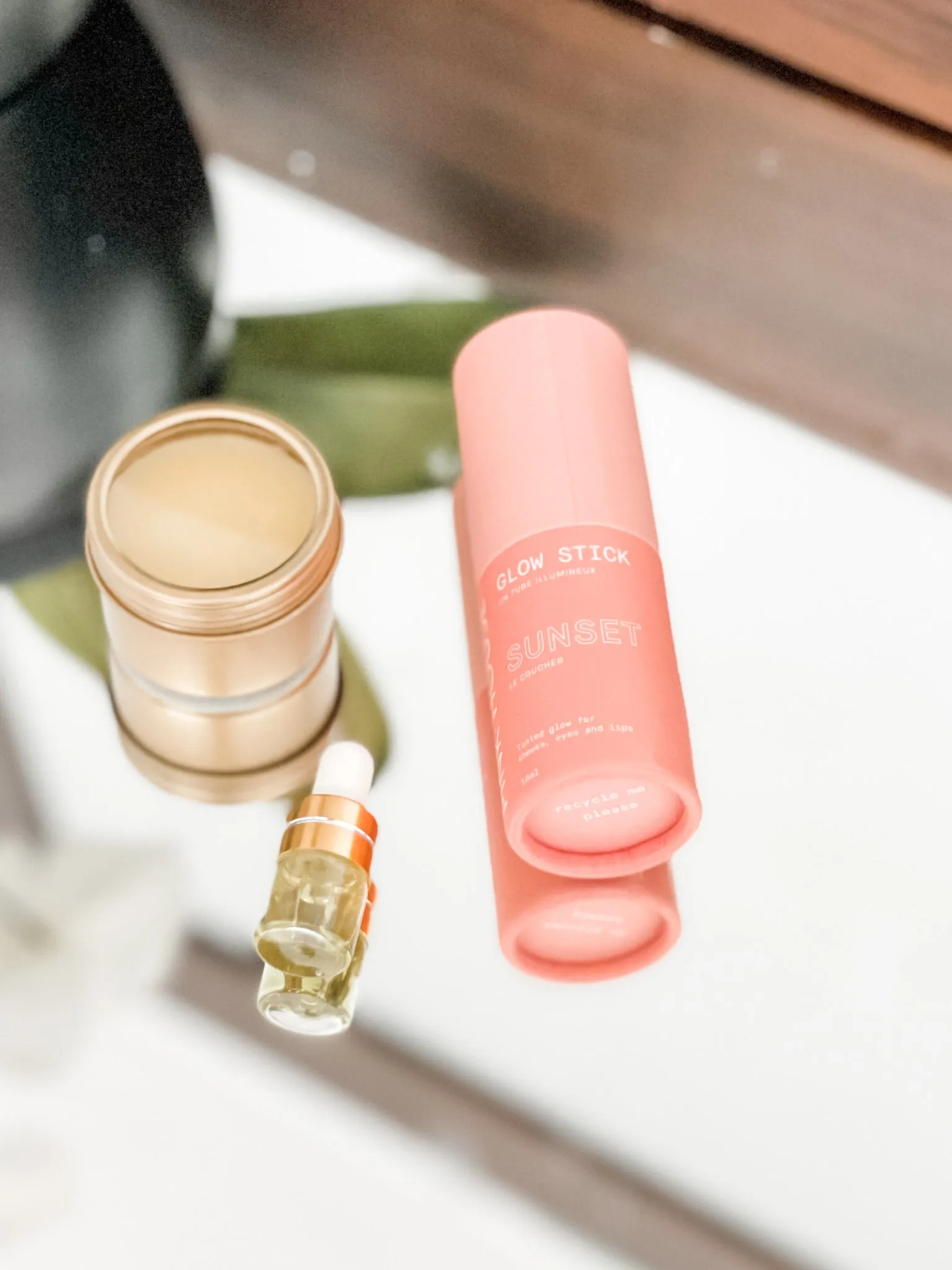 Natural Glow Facial Highlighter Stick - Sunset