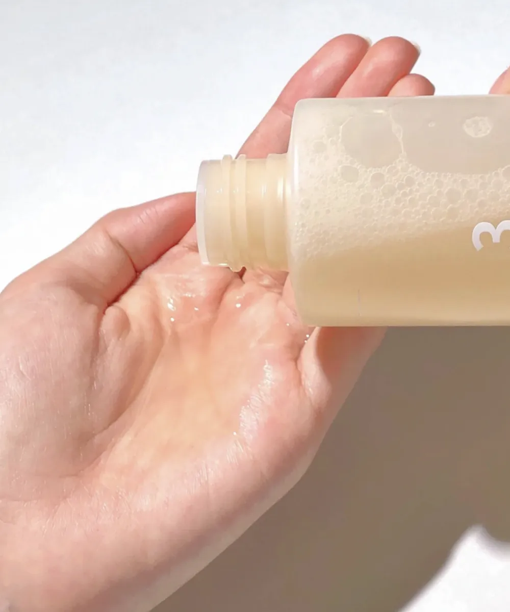 No.3 Super Glowing Essence Toner
